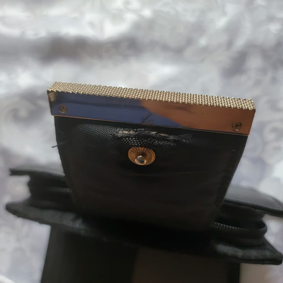 Tahari Womens Wallet Card Coin w/ Identity Protect RFID Black Alligator - Picture 3 of 4